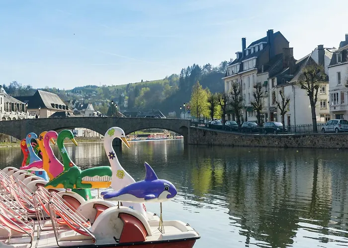Near Orval Abbey Holiday home *